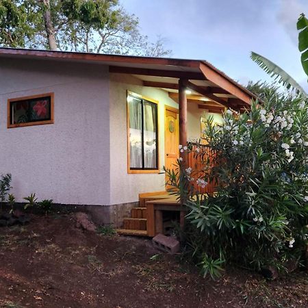 Hare O Haupiano Hanga Roa Exterior foto